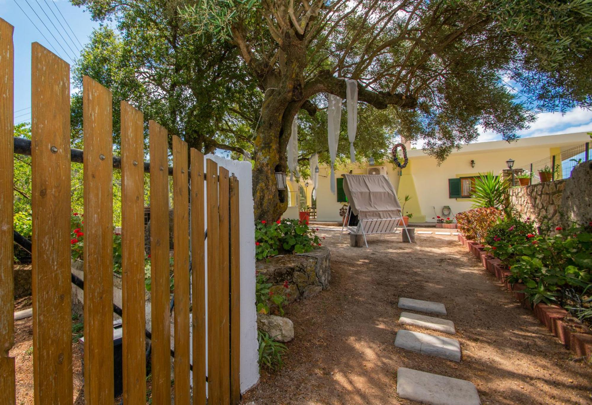 Leandros Private House Near Shipwreck Beach By "Elite" Maries  外观 照片